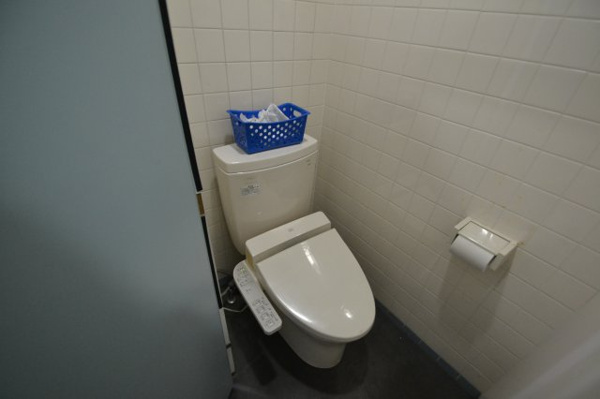 【アイビスプラザのトイレ】