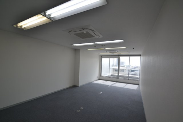 【アイビスプラザの内装】