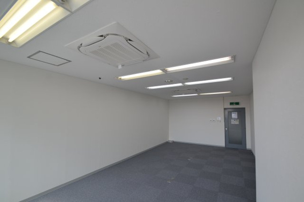 【アイビスプラザの内装】