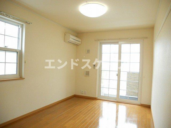 【クレアトゥール　Ａの居間】