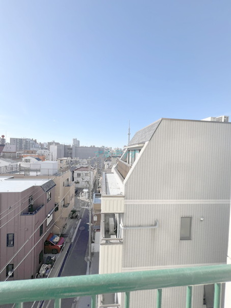 【メゾン・ド・トルティの展望】