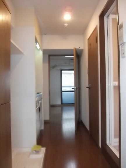 野毛山ポートヒルガーデンの玄関