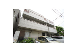 アリスタの外観