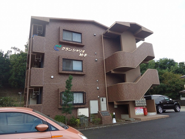 グランシャリオH・Fの外観