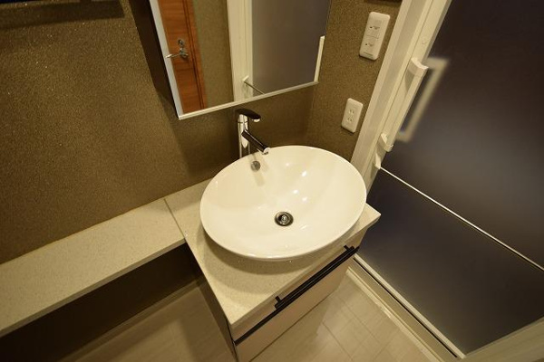 リンクハウス京町堀の独立洗面台