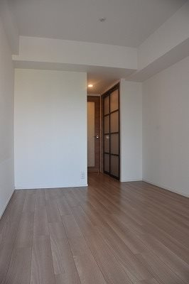 リンクハウス京町堀の洋室