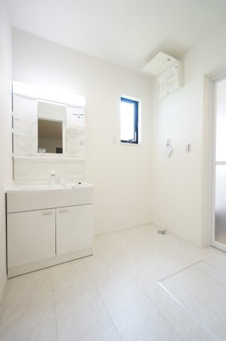 【GKタウンの独立洗面台】