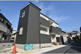 クレア北野田の外観