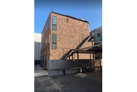 Ｆｒｏｍ　１ｓｔ　ＭｉｎａｍｉＡｏｙａｍａの外観