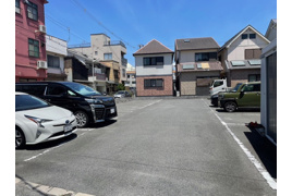 松村パーキングの駐車場