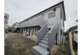 市川ハイツの外観