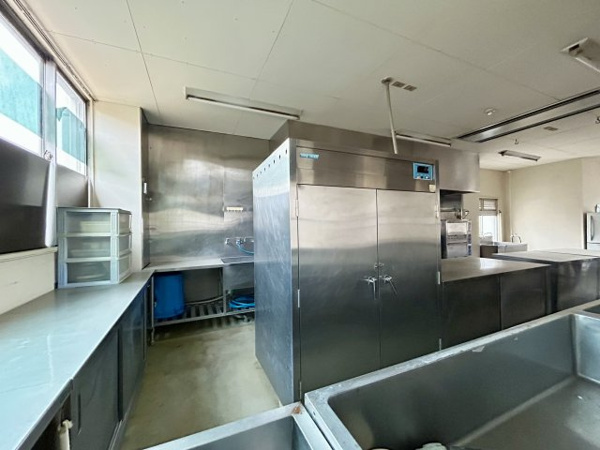 【ジョイタウンはるひ　一棟貸寮のキッチン】