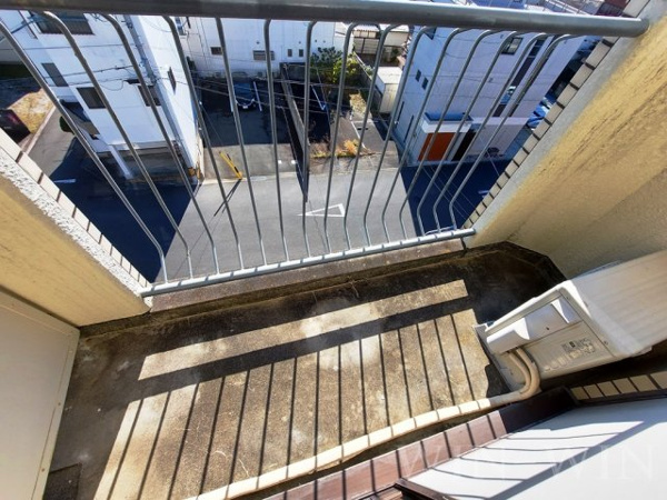 ハイシティ南松山のバルコニー