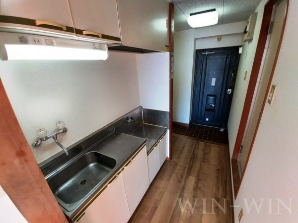 ハイシティ南松山のキッチン