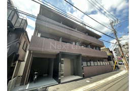 ブライズ二子新地の外観