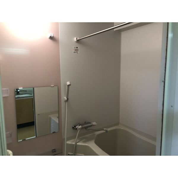 【サン・東山公園ウエストの浴室】