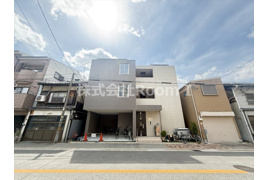 レーヴリゼ新今里の外観