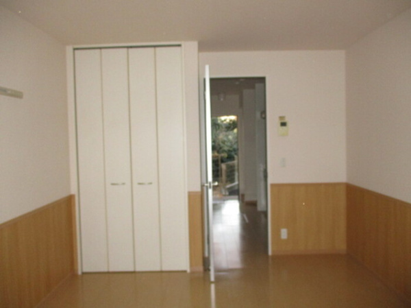 【ラルゴの居間】