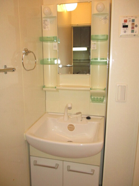 【ラルゴの独立洗面台】