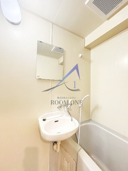 プラスパ鶴見の洗面所