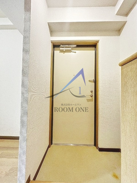 プラスパ鶴見の玄関