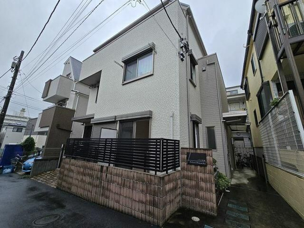 ｓｏｌａｎａ笹塚のエントランス