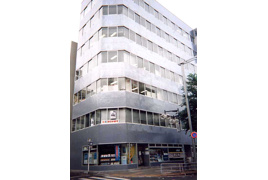 西柳パークビルの外観