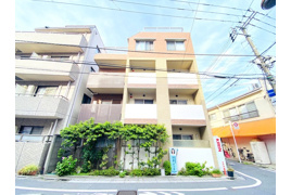 グロリアヒルズ学芸大学の外観