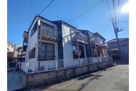 第1谷塚ハイツの外観