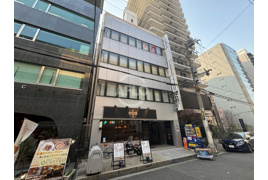大和本町ビルの外観