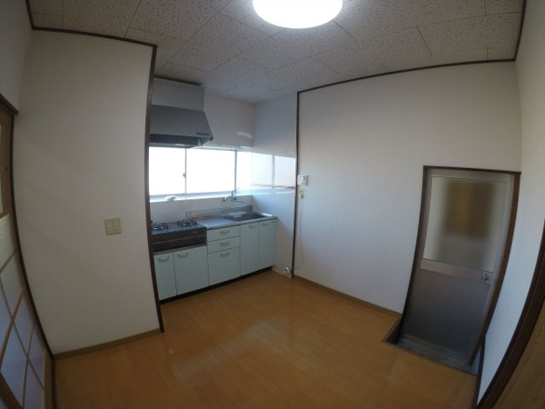 【沖代貸家の居間】