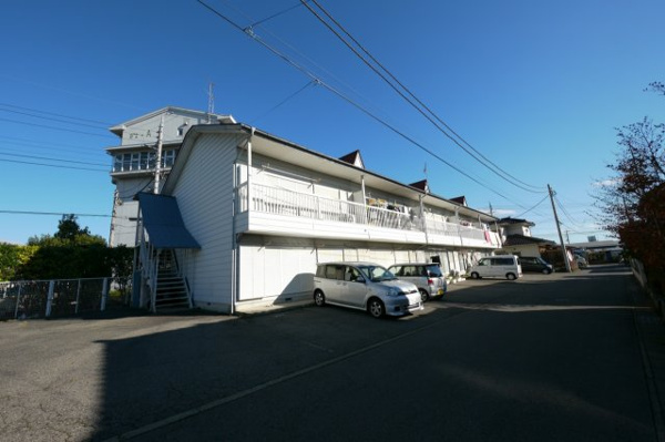 【第一富澤ハイツの外観】