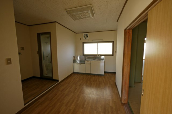 【第一富澤ハイツのキッチン】