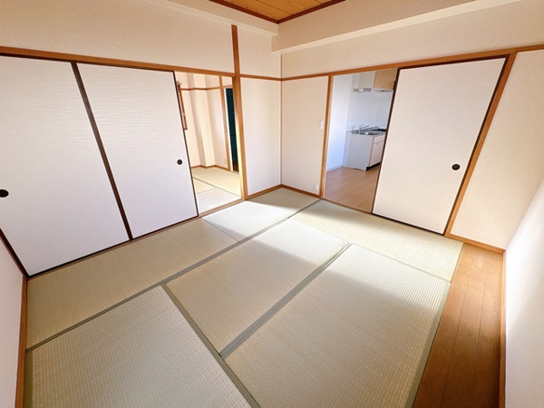 谷川第2マンションの寝室