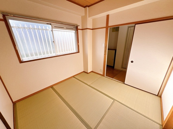 谷川第2マンションの和室