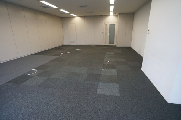 【コズミックスⅡの内装】