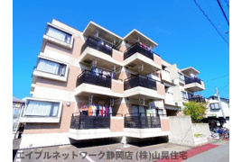 静岡市葵区上足洗のマンションの外観