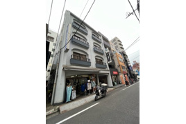 東神田政弥ビルの外観