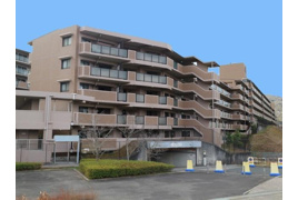 生駒市壱分町のマンションの外観