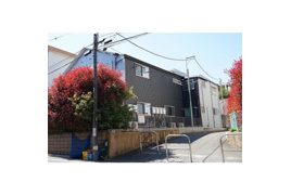 ファーストヴィレッジの外観