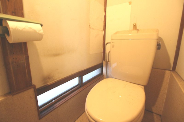 【岩田町テナントのトイレ】