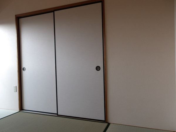 ファミールDANの和室