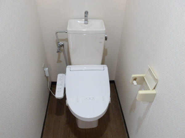 ファミールDANのトイレ