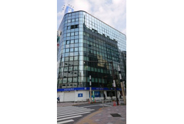 国宝ビルの外観