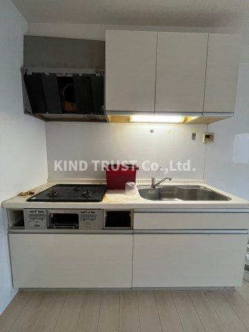 ハイマウントビルのキッチン