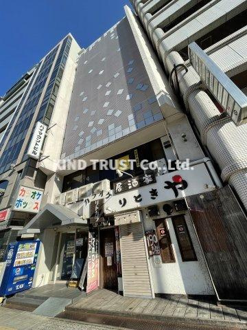 ハイマウントビルの外観