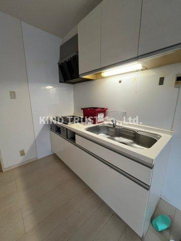 ハイマウントビルのキッチン