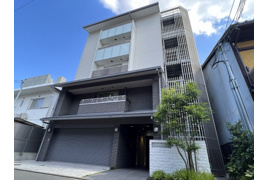 サンカノン御所西の外観