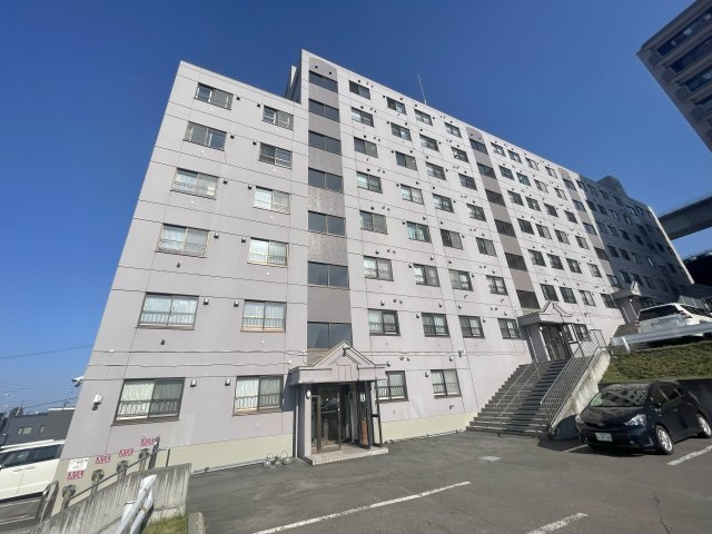 小樽市新光3丁目&nbsp;8階建&nbsp;築32年のイメージ