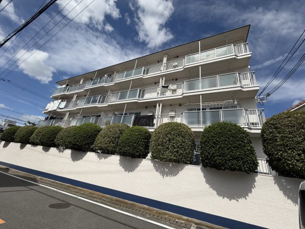 マンションロゼの外観